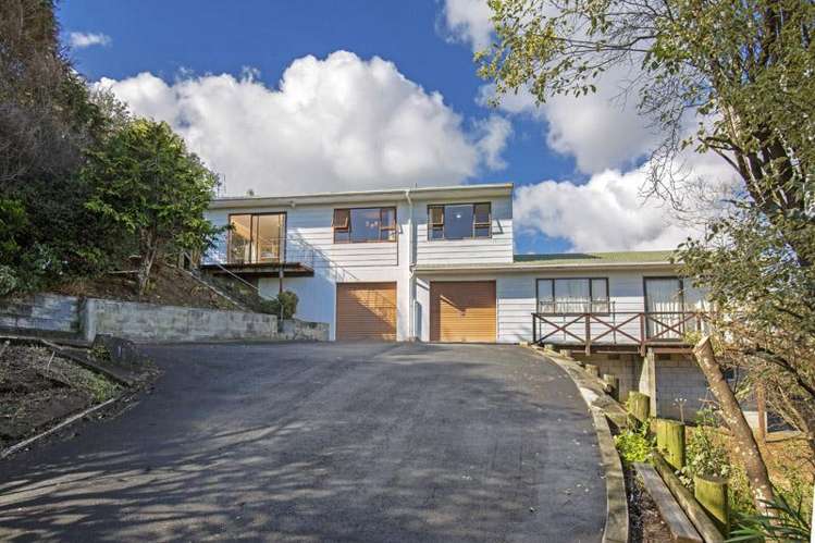 28 Oliver Twist Avenue Mellons Bay_7