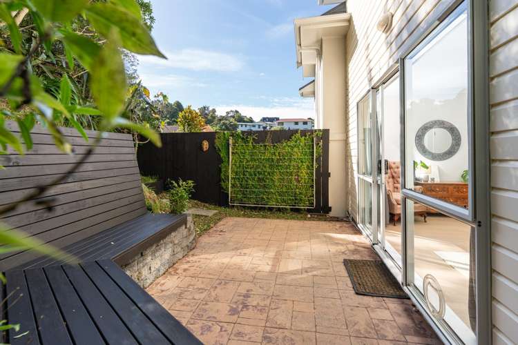 23 Percy Dyett Drive Karori_16