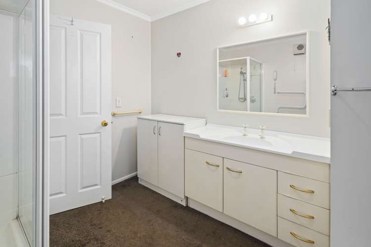 34 Willow Avenue Stoke_16