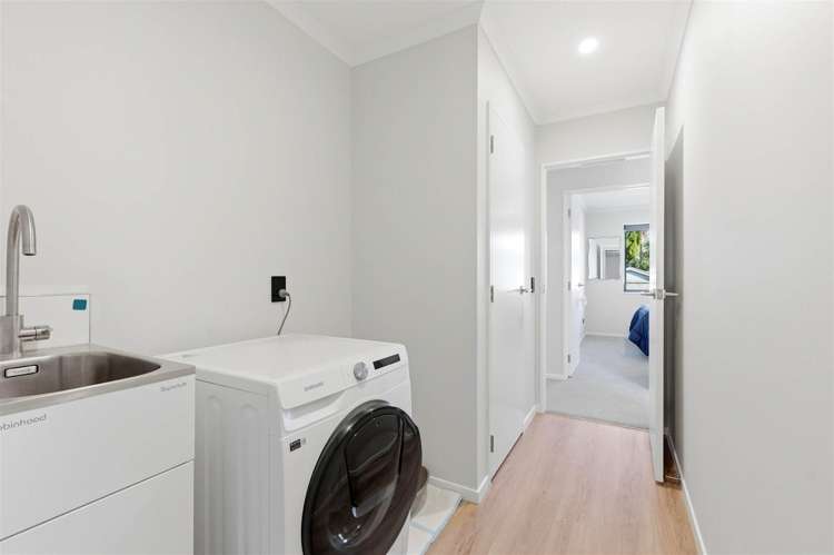 14 Canary Place Stoke_11