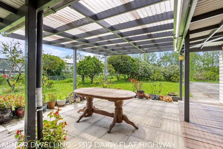 1317 and 1319 Dairy Flat Highway Dairy Flat_11