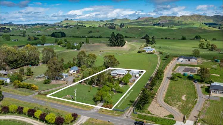 314 White Road Waipawa_1
