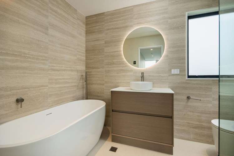 2/4 Norrie Avenue Mount Albert_33