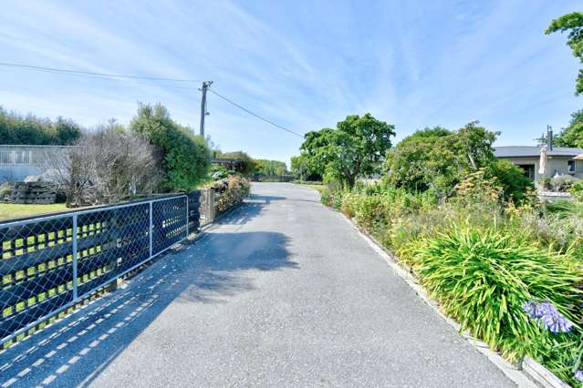 56 Racecourse Road Gore Surrounds_2