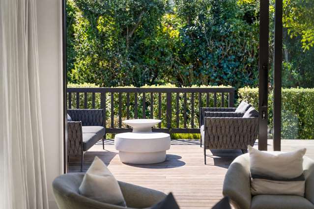 9B Fourth Avenue Onetangi_4
