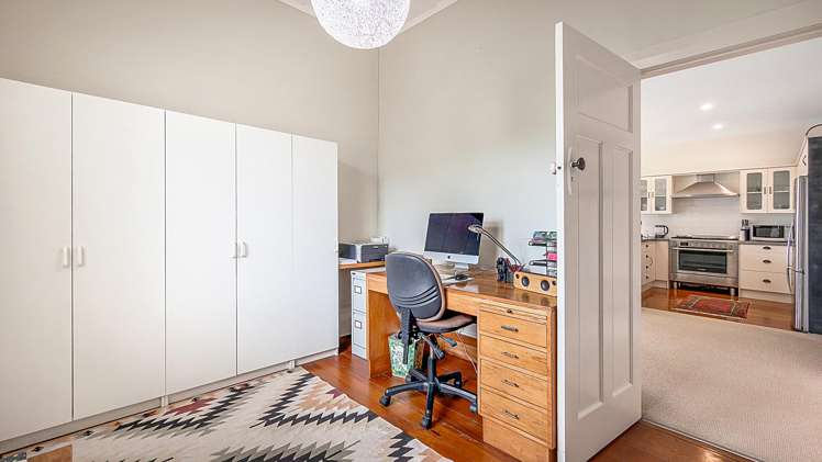 403 The Terrace Thames_14