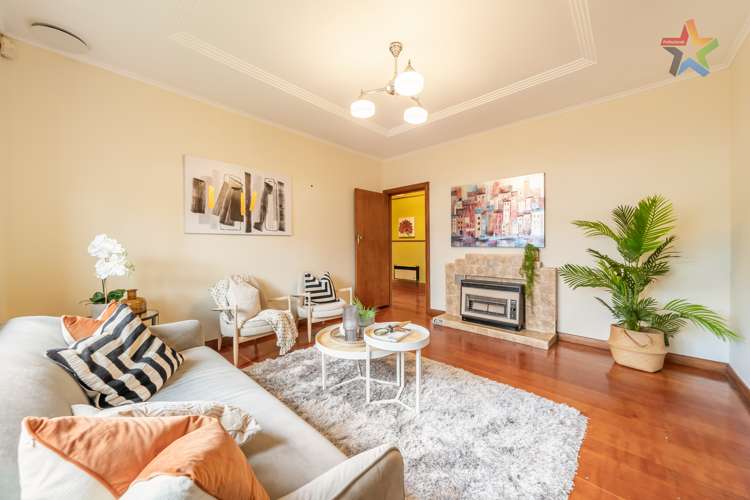 30 Ludlam Crescent Woburn_4