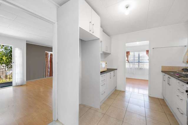 391 Roscommon Road Clendon Park_2