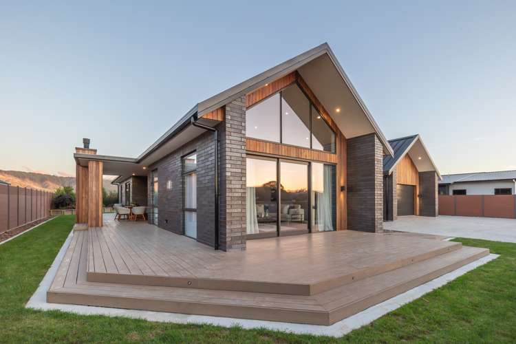 22 Phoenix Palms Grove Levin_22