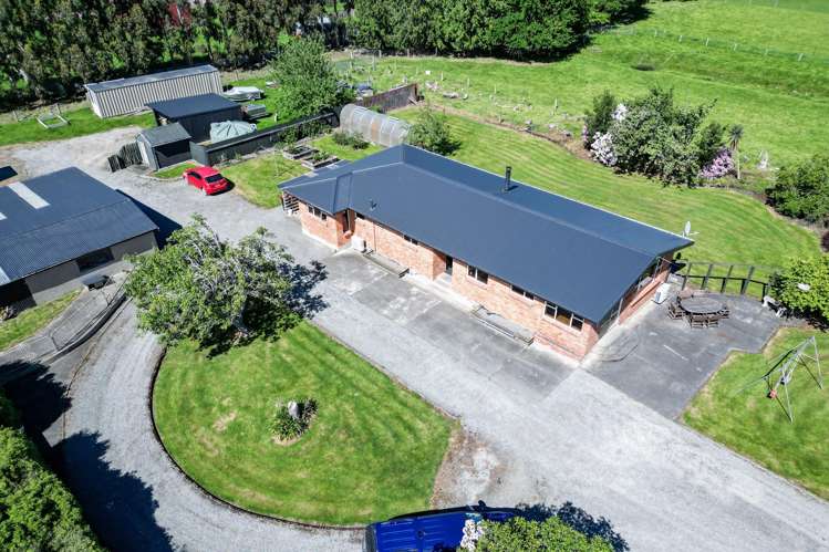 20 Cross Road Winton_55