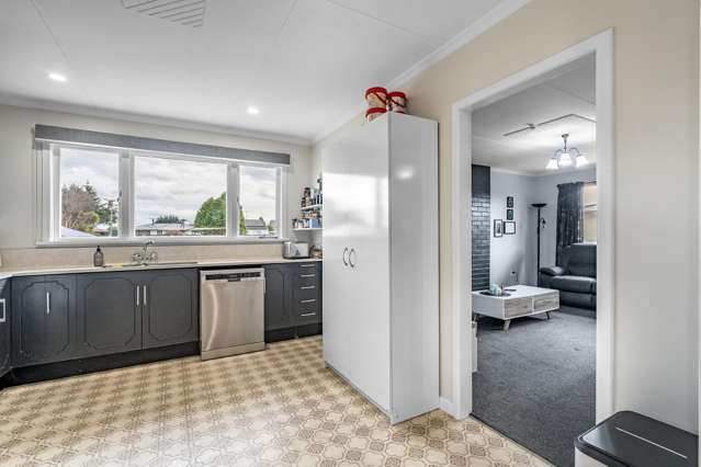 48 Ross Street Grasmere_2