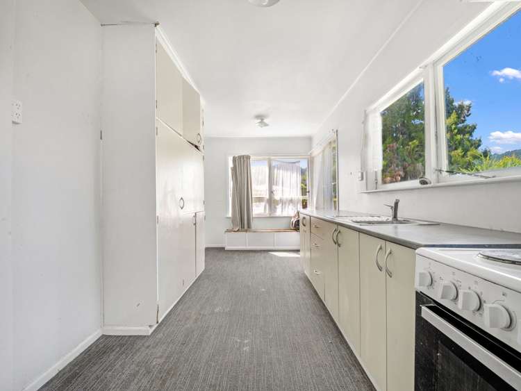 8 Cobham Street Taneatua_7