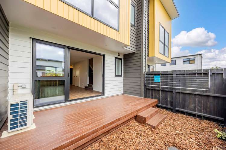 6/21 Peachgrove Road Te Atatu Peninsula_15