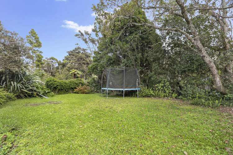 1 Kilgour Terrace Huia_15