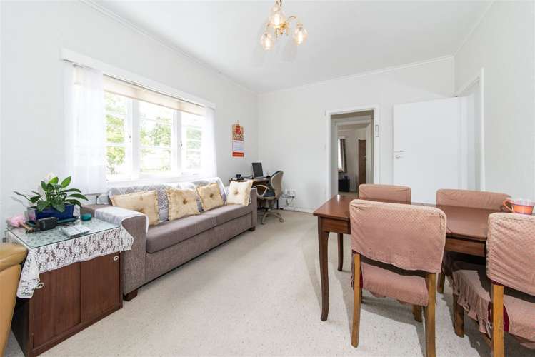 1/3 Seabrook Avenue New Lynn_13