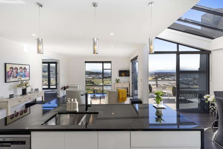 8 Valley View St Andrews Hill_22