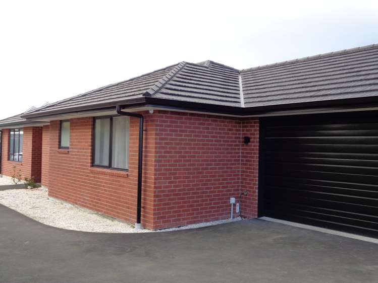 7 Coronation Court Milton_17