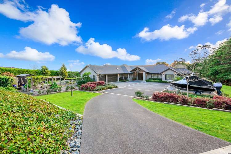 42 Attwood Road Paremoremo_6