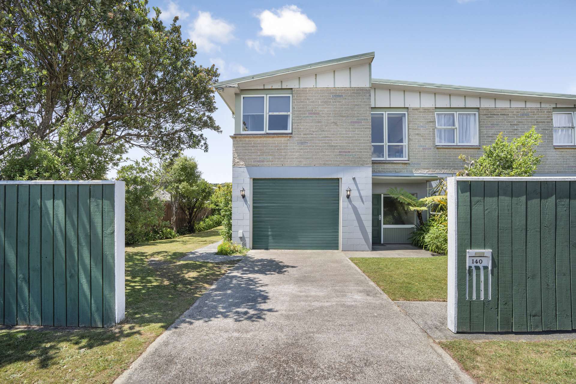 140 Dowse Drive Maungaraki_0