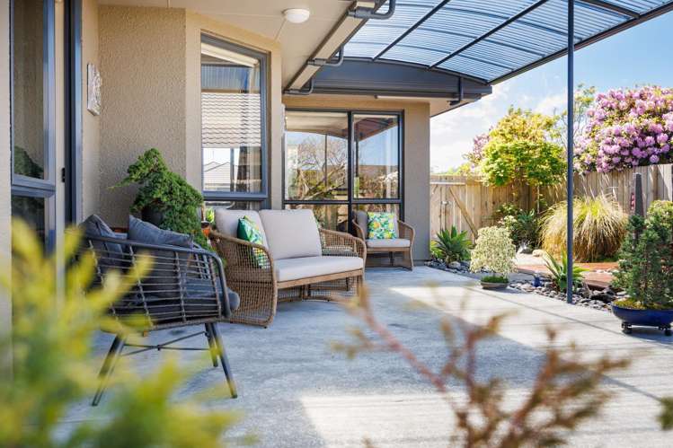 4 Meridian Grove Kelvin Grove_15