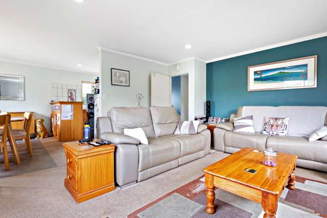 50 Lakeside Drive Orewa_4