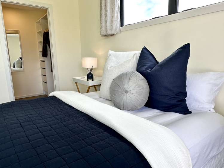 8 Chatham Rise Seaward Bush_22