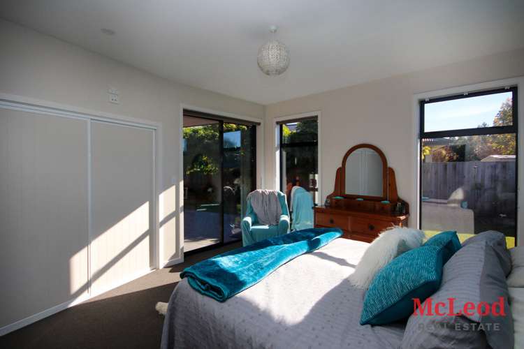 4 Orchard Grove Netherby_13