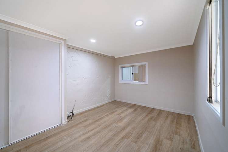 41 Royal Road Massey_19