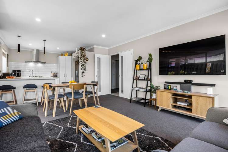 7 Helicon Street Pegasus_6