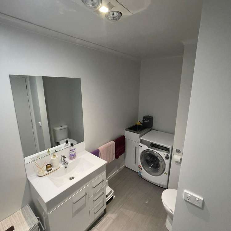 24 Whakawhiti Loop Avondale_19