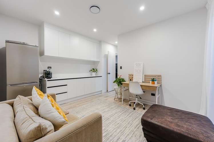 37 Matahae Crescent Milldale_16