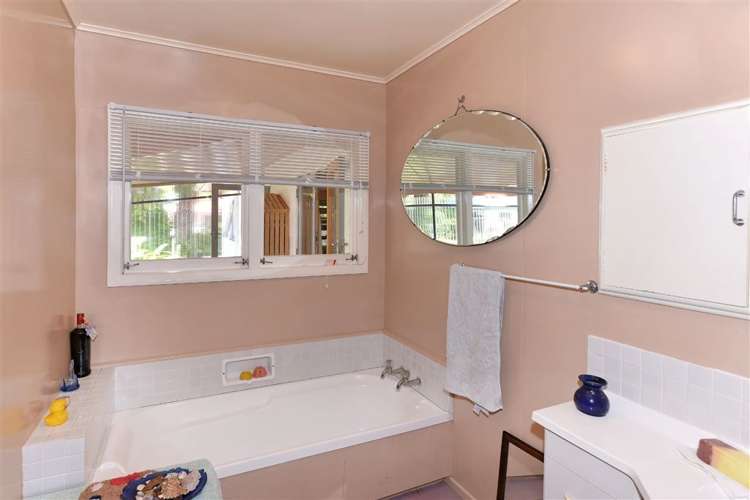 79 Eighty Eight Valley Road Wakefield_19