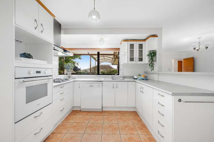 57 Dalwhinnie Parade Highland Park_9