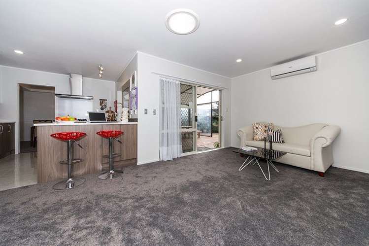 8 Robina Court Pakuranga Heights_13