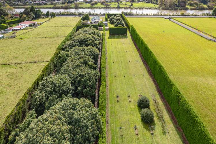 92 Riverbank Road Okoia_10