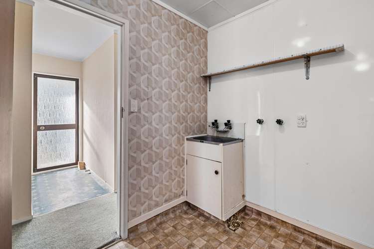 129b Ranolf Street Glenholme_12