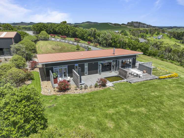 274 Staniforth Road Kaiwaka_31