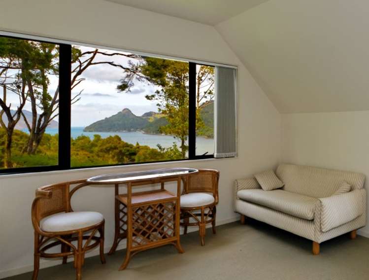 15 Kilgour Terrace Huia_15