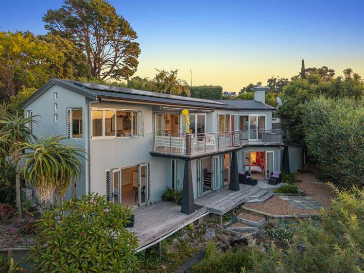 95 Queens Drive Oneroa_29