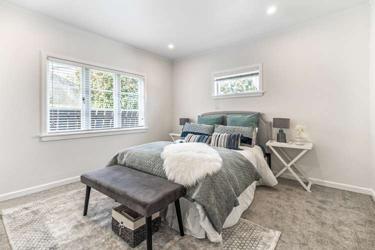 13a Warborough Avenue Epsom_11