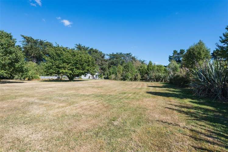 1439 Loburn Whiterock Road Loburn_18