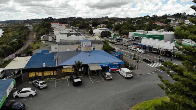 30 Commercial Road Helensville_6