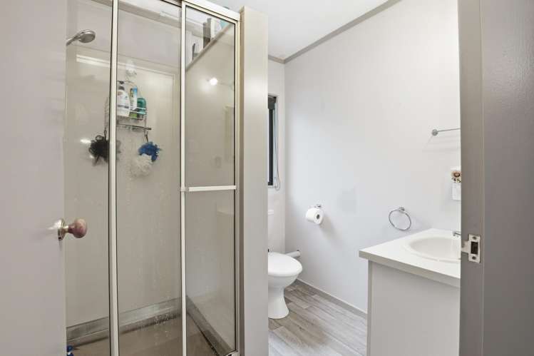 2/18 Sailmaker Close Whitby_12