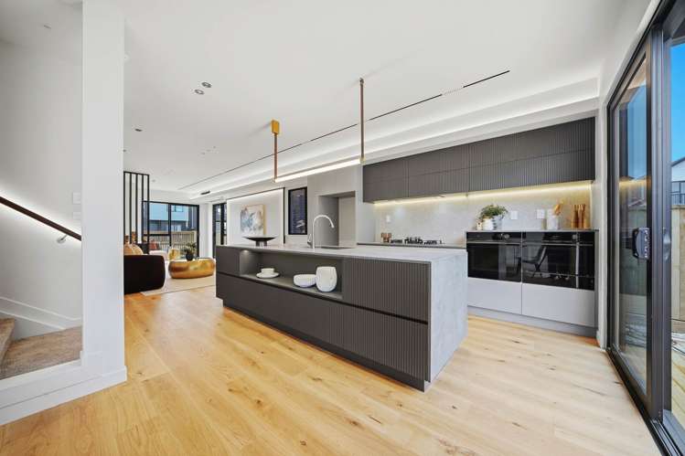 76 Picnic Point Road_5
