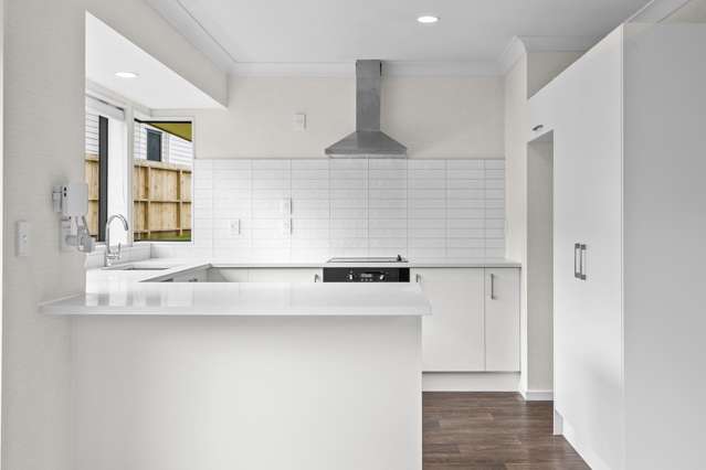 11 Albacore Way Maraetai_3