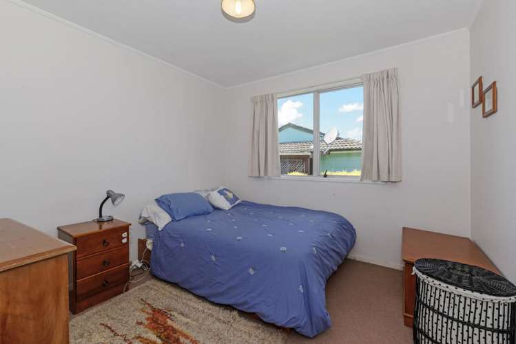 2/12 Dalmatia Place Henderson_6