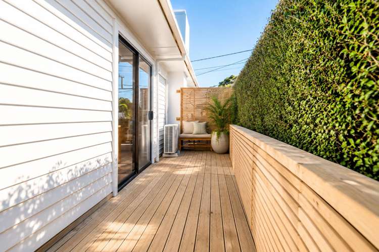 111 & 111a Puriri Street Hawera_12