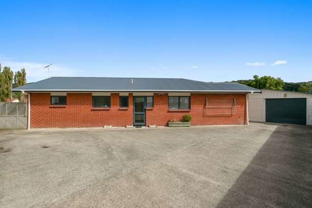 20a Dunn Street Wainuiomata_1