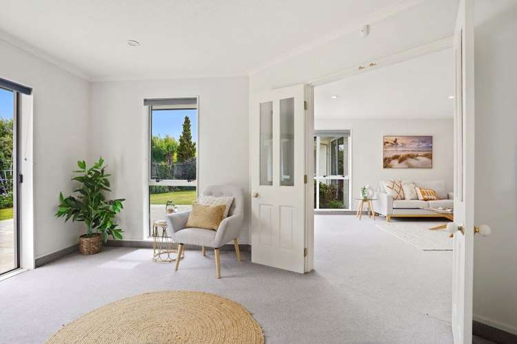 4 Thicket Close Redwood_11