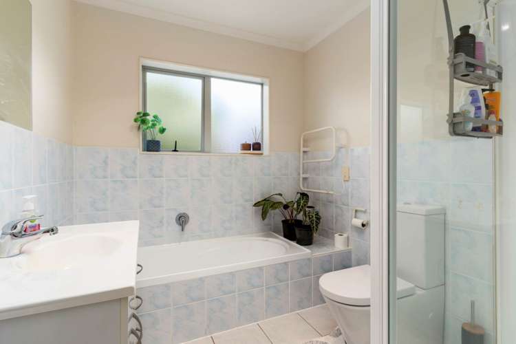 11 Shah Place Glen Eden_10